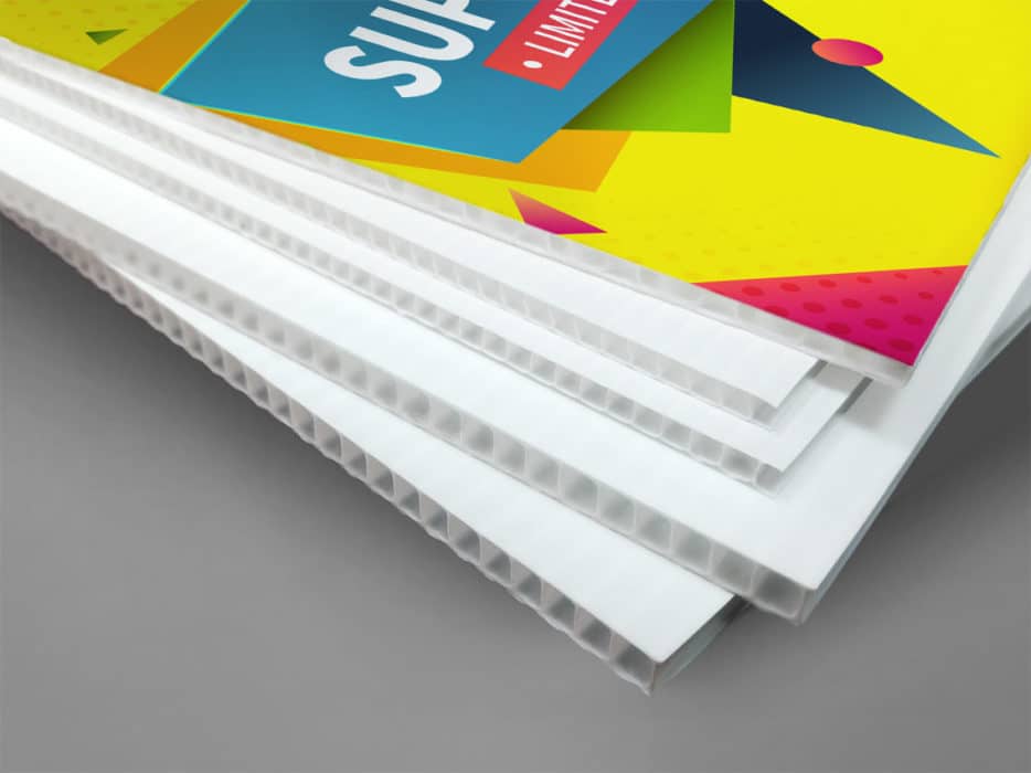 Rigid board printing | Wide format flatbed printing on plates up to 2x3m